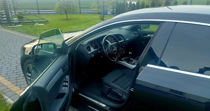 Audi A5 cena 59500 przebieg: 215000, rok produkcji 2015 z Toruń małe 67